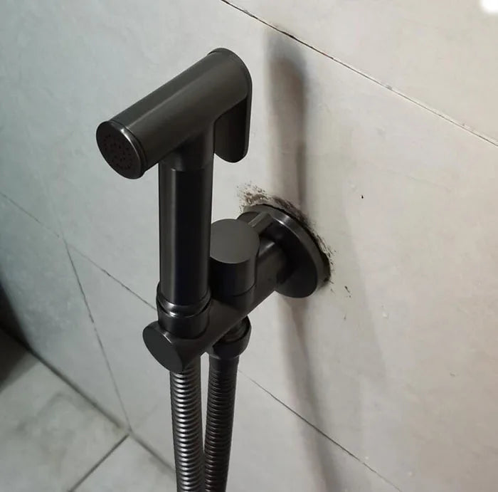 Brass Hand held black Bidet Shower set  Perforating Toilet Jet Cleaner Portable brushed gold and gray Bidet Shower Head BD01