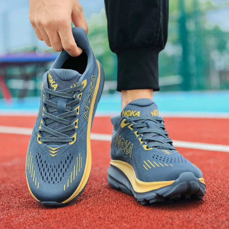 2025New Running Shoes Men Women Breathable Running Footwears Light Weight Walking Shoes Luxury Gym Sneakers Outdoor Sport Tennis