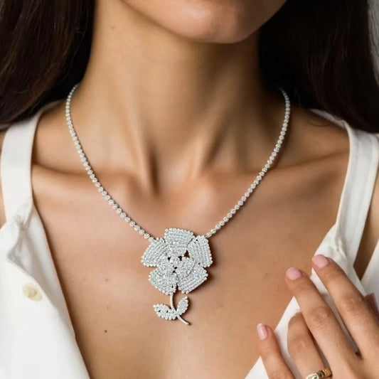 Diamond-Embedded Flower Necklace: European & American Fashion Choker for Lockbone, Light Luxury & Versatile High-End Jewelry