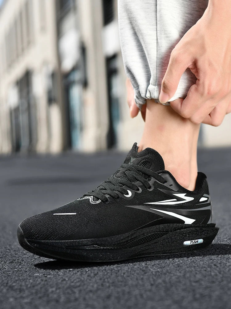 Running shoes for Outdoor use, Fashionable for Both Men and Women, Comfortable and Breathable sports and Casual shoes. black 10