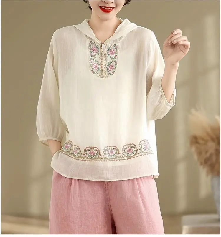 Summer New Embroidered T-shirt Casual Versatile Seven Sleeve Temperament Hoodie Lightweight Hoodie Top for Women