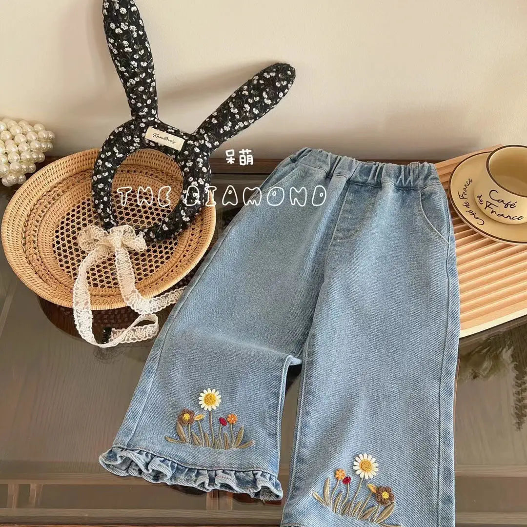Korean Embroidered Jeans for Girls Spring and Autumn Fashion Style Trumpet Pants Children Clothing Stylish Kids Denim Trousers