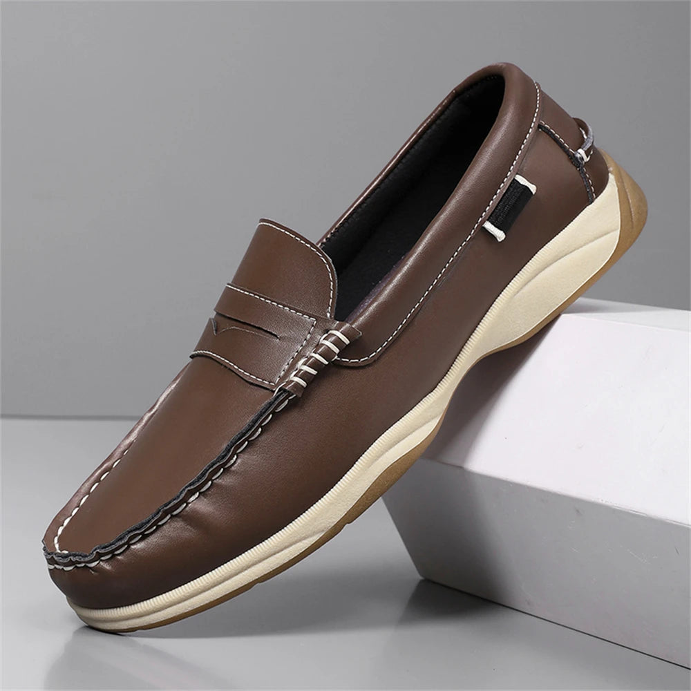 Men's Business Casual Loafers Shoes for Office Travel And Vacation Durable Elegant TPR Outsole Formal Shoes