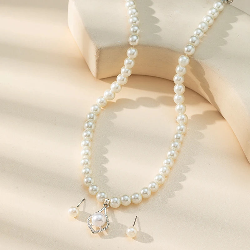 Classic Fashion Pearl Earrings Necklace Beaded Choker Pearl Pendant Necklace 100% brand new quality Classic fashion design