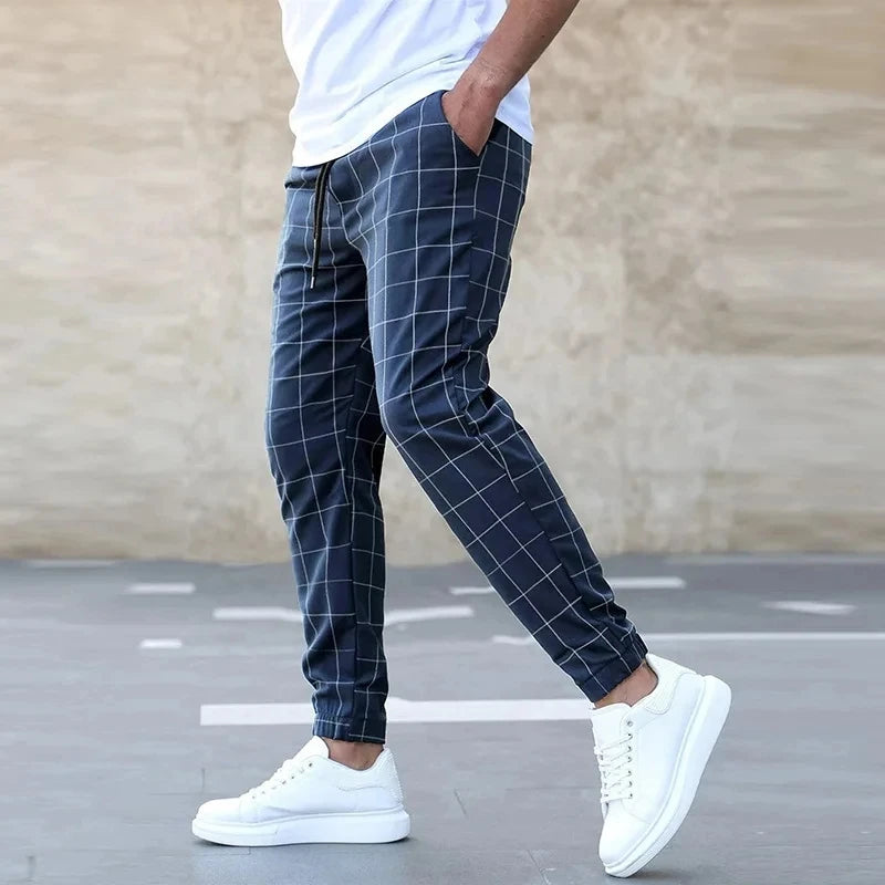 Men's new plaid fashionable European and American style pants, business casual travel slim fit pants, comfortable and multifunct