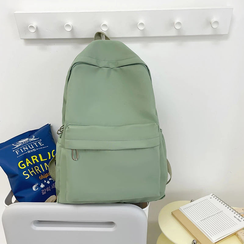 Simple Solid Color Casual Backpack Lightweight and High School Student Bag Multifunctional Backpack Suitable for Travel,School