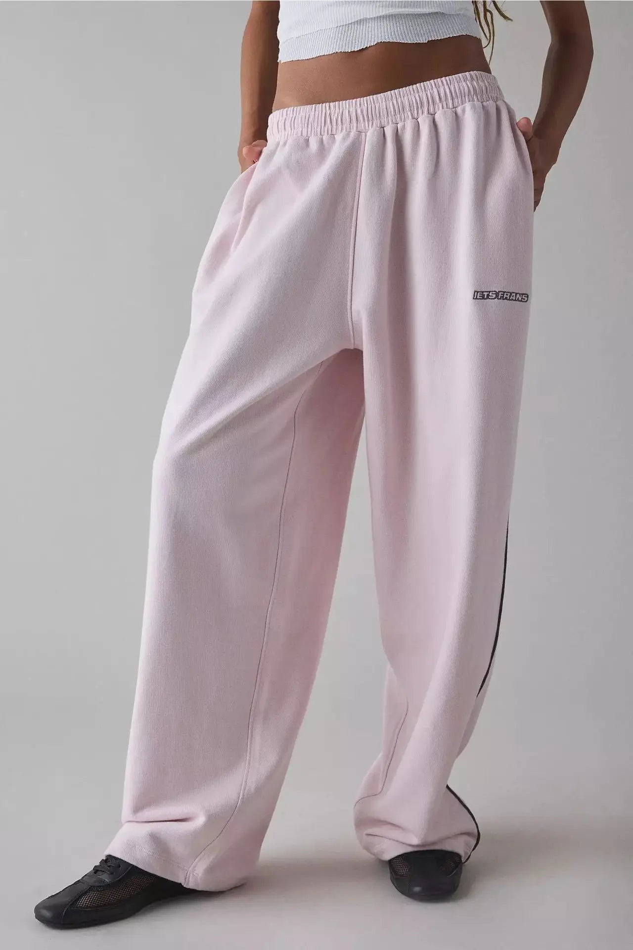 Pantalones Casuales New Pink Embroidered Casual Pants For Women Loose And Comfortable Straight Elastic Waist Trousers 2025 New