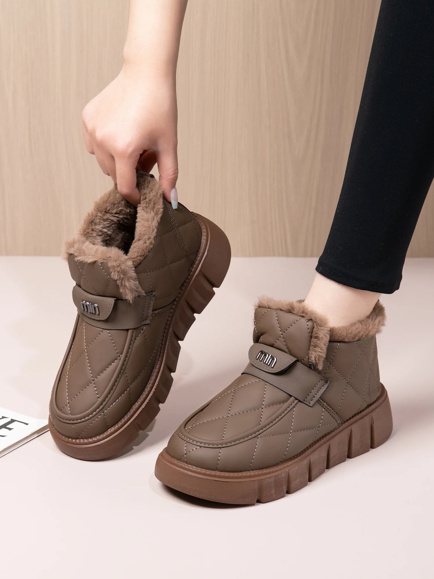 2026 Winter New Arrival Women's Shoes Thick Bottom Anti-Slip Wear-Resistant Cold-Proof Warm Comfortable Free Shipping
