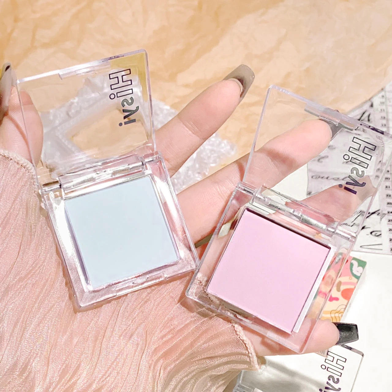 HISYI monochrome blush brightens matte nude makeup natural highlight repair three-dimensional eye shadow makeup