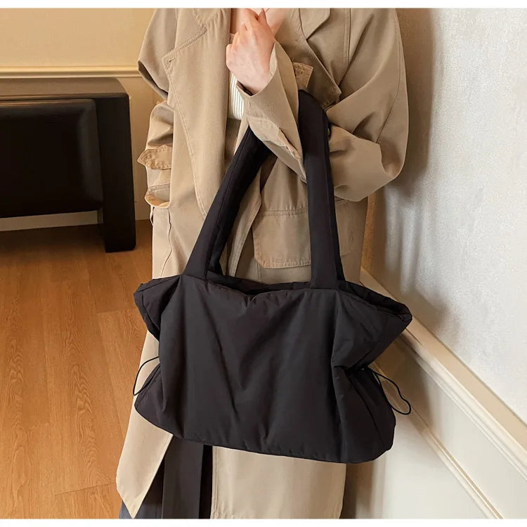 Women Nylon Bucket Shoulder Bag Large Capacity Tote Bag Fall Winter Versatile Cotton-padded Handbag Guangzhou High Quality Bag
