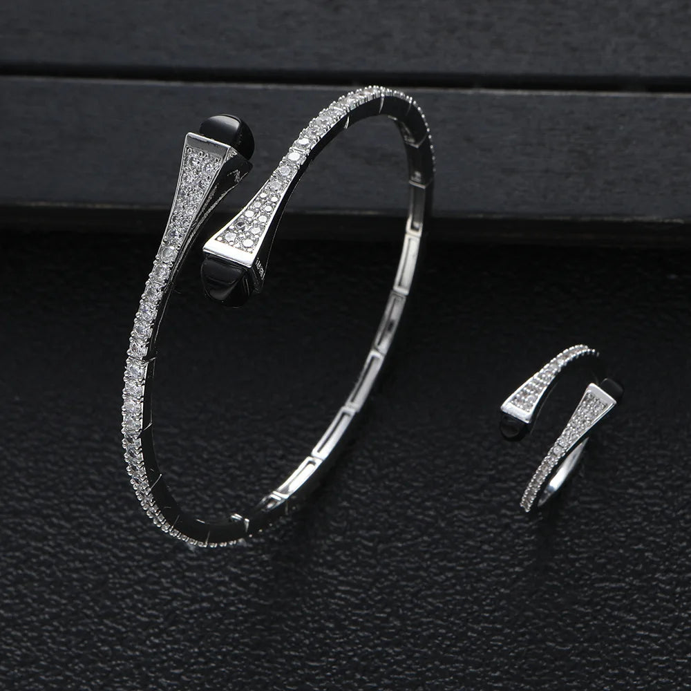 New jerseis Women's Fashion 2 Pcs Bracelet & Ring Set مجموعات المجوهرات Resin Simple Design Gold Open Cuff Bangle Jewelry Set