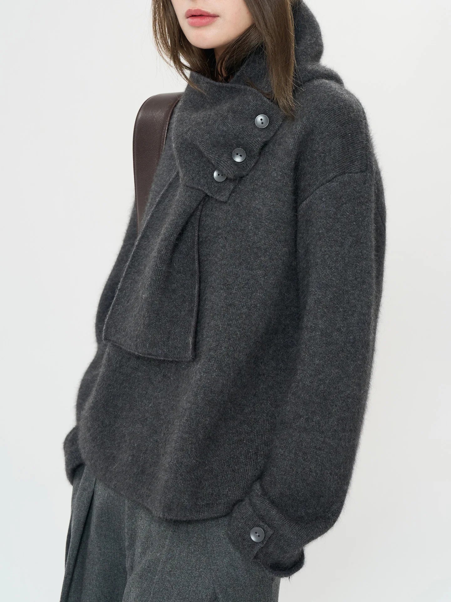 Winter wool sweater women's casual solid color round neck long sleeved scarf decoration loose sweater