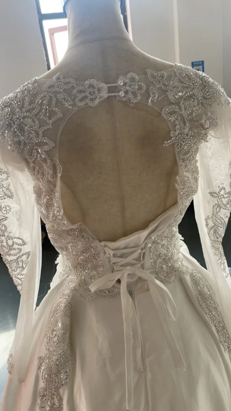 Wedding Dress Long Sleeve Heavy Industry 2023 New Bride V-Neck Satin High Quality Palace Main Wedding Dress French Wedding Dress