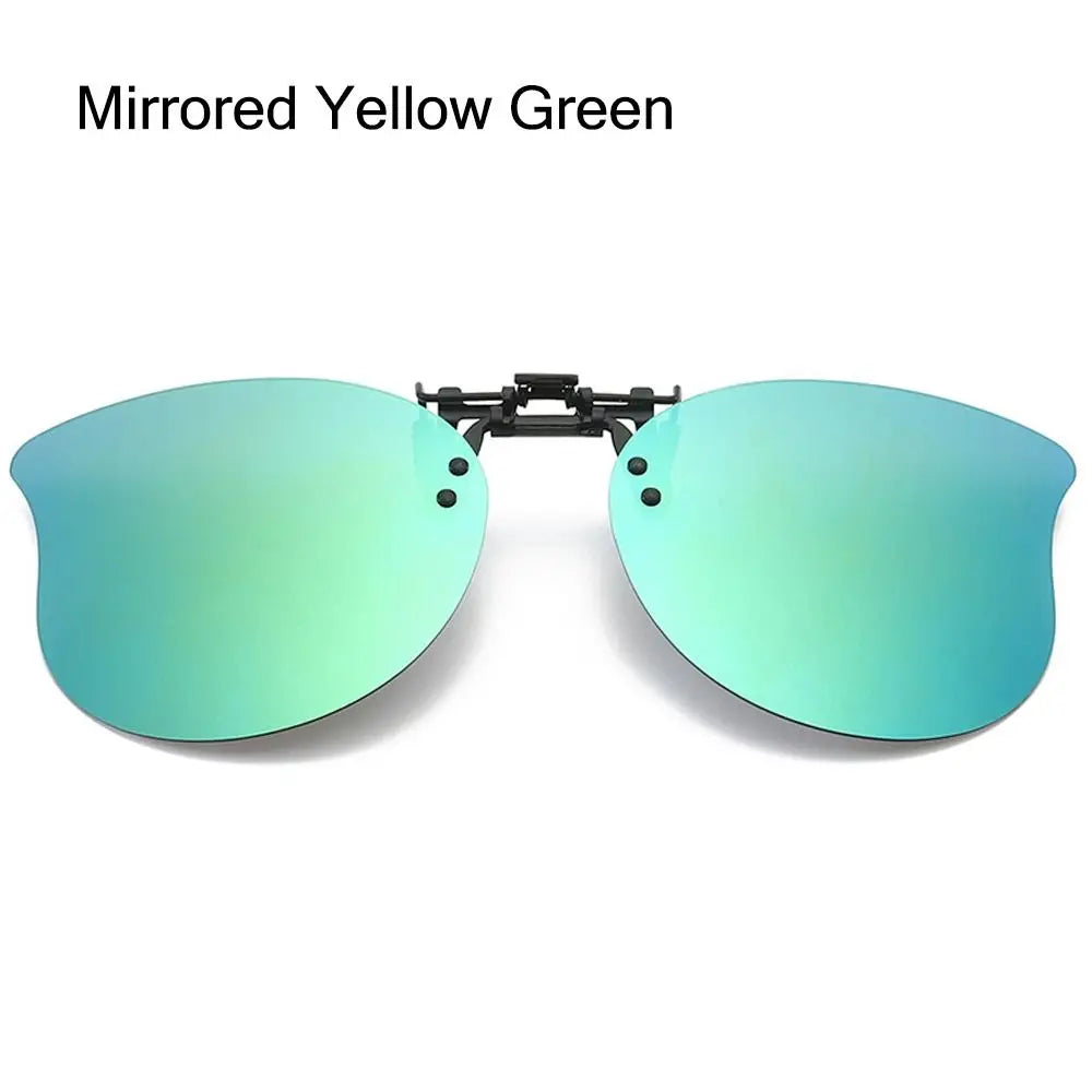 Polarized Clip On Sunglasses Over Prescription Glasses Ultra-Light UV400 Flip Up Sun Glasses Cat Eye Convenient Shades