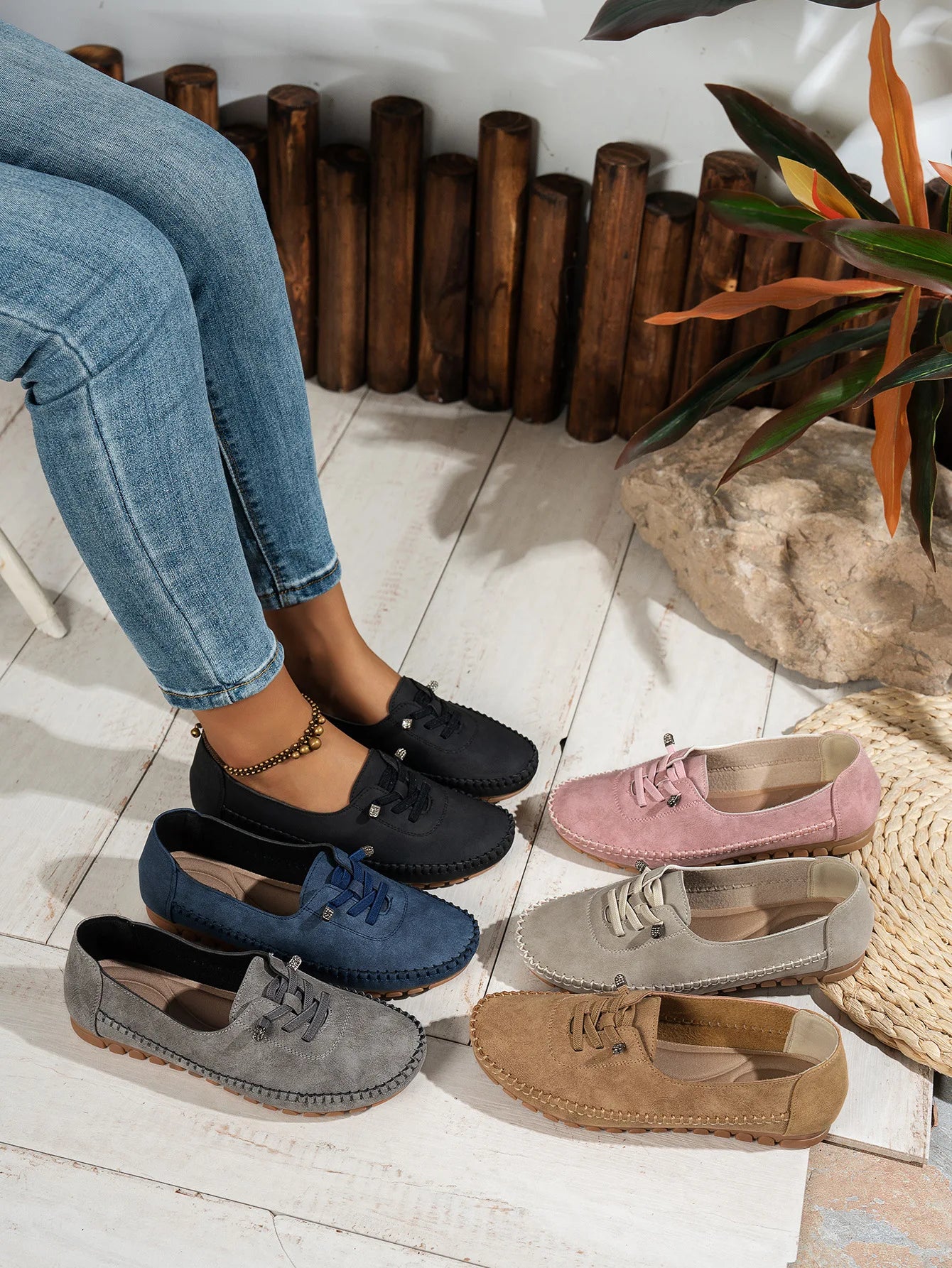 Women's Loafers Fashion Lace Up Comfortable Round Toe Soft Sole Flats Daily Walking Lightweight Versatile Slip on Casual Shoes
