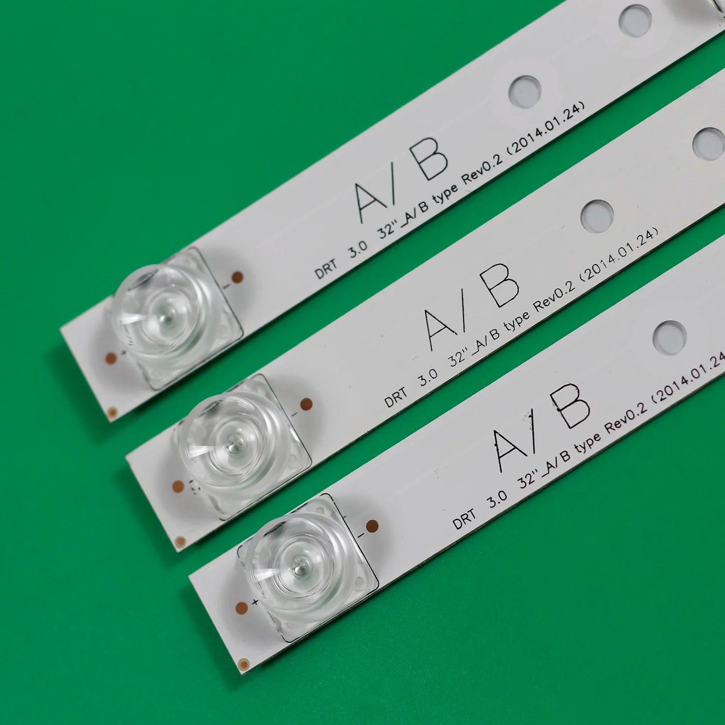 LED strip for 32LF5800 32LB5610 32LB550B 32LB561 32LB572 32LB570 32LB550 32LB580 32LB582 32LB5700 LC320DUE 32MB27VQ 32LB572V