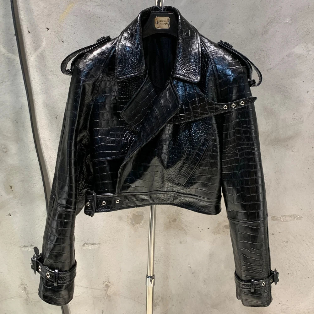Embossed Leather Jacket Women Winter Genuine Sheep Leather Coat Wide Shoulder and Paddad 23012