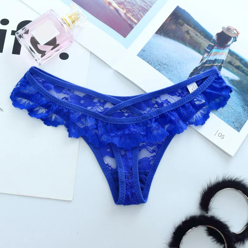 Women Sexy Thongs  Scalloped Floral Lace Fine Lingerie Low Waist Translucent Breathable Hollow Sheer Sexy Intimate Lingerie