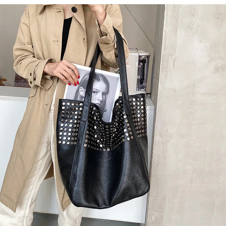 Casual Women Handbag And Purse Large Capacity Tote Bag High Quality Lady Bag Vintag Soft Pu Leather Rivet Shoulder Bags