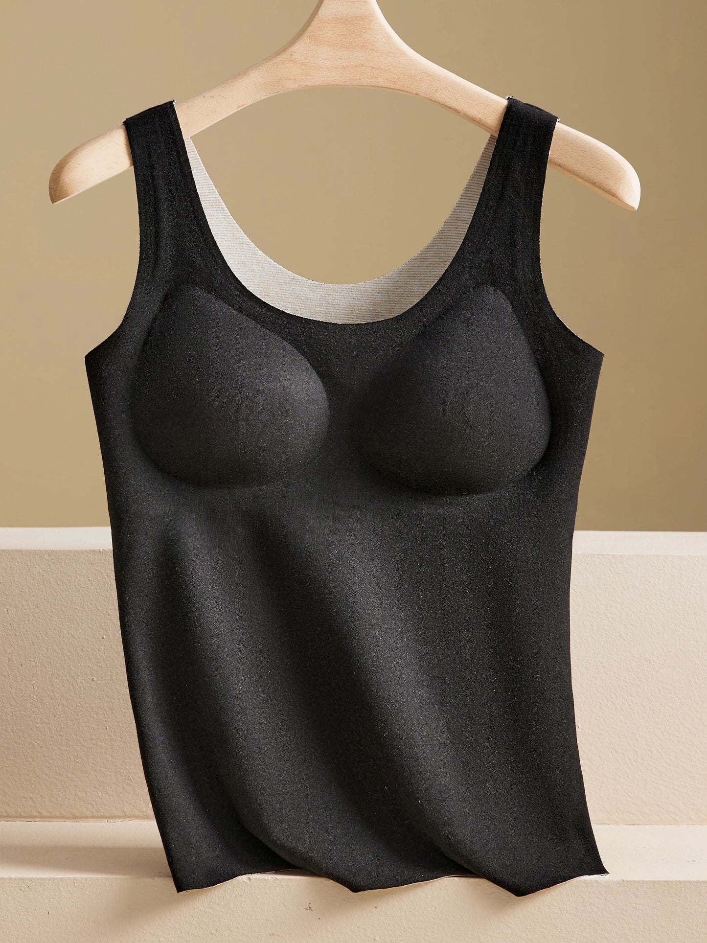 Women's Thermal Vest with Chest Pad 2024 New Autumn and Winter Seamless Thermal Clothing Double Layer Velvet Thermal Intimates