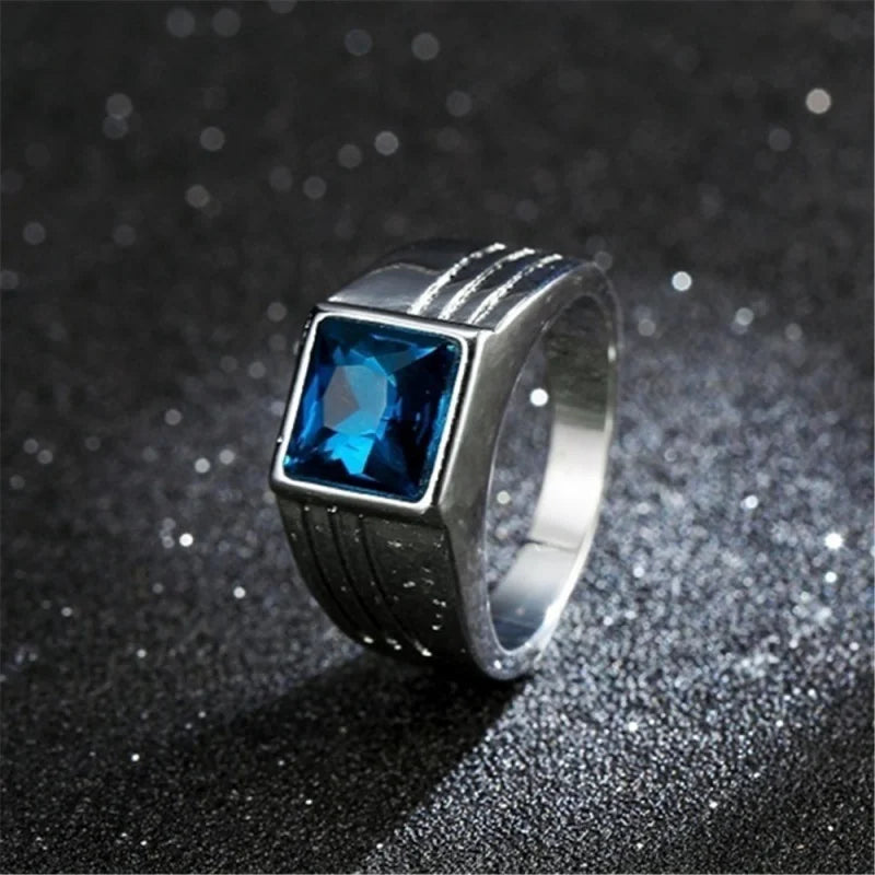 Men's Rings Simple Personalized Fashion Inlaid Sapphire Retro Style Business Trend Wedding Party Gift Jewelry