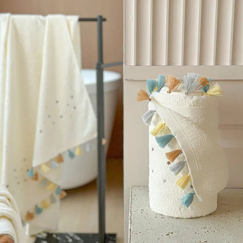 New Tassel 100% Cotton Bath Towel All Cotton plus Size Absorbent Fashion Brand Soft Cute Pure Cotton