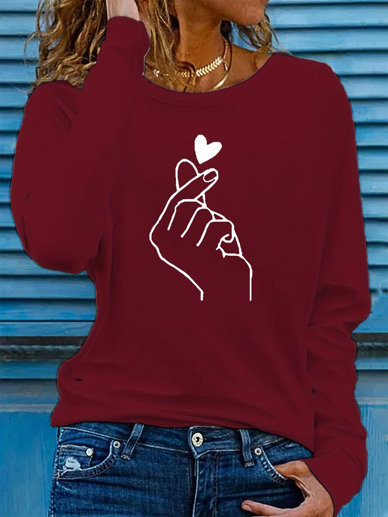 100% pure cotton women's spring and autumn casual long sleeved shirt with heart gesture graphic print round neck T-shirt