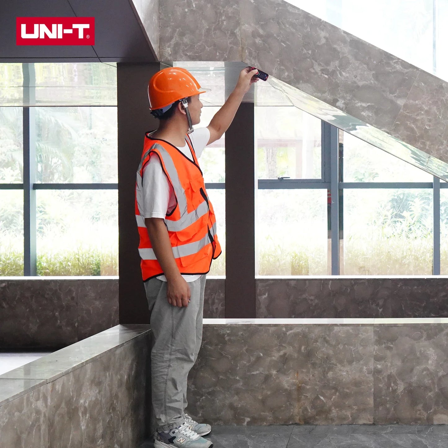 UNI-T Mini Laser Distance 40/60m Range Rechargeable 3.7V Wall Area/Volume/Circumference Measurement LM40Mi LM60Mi