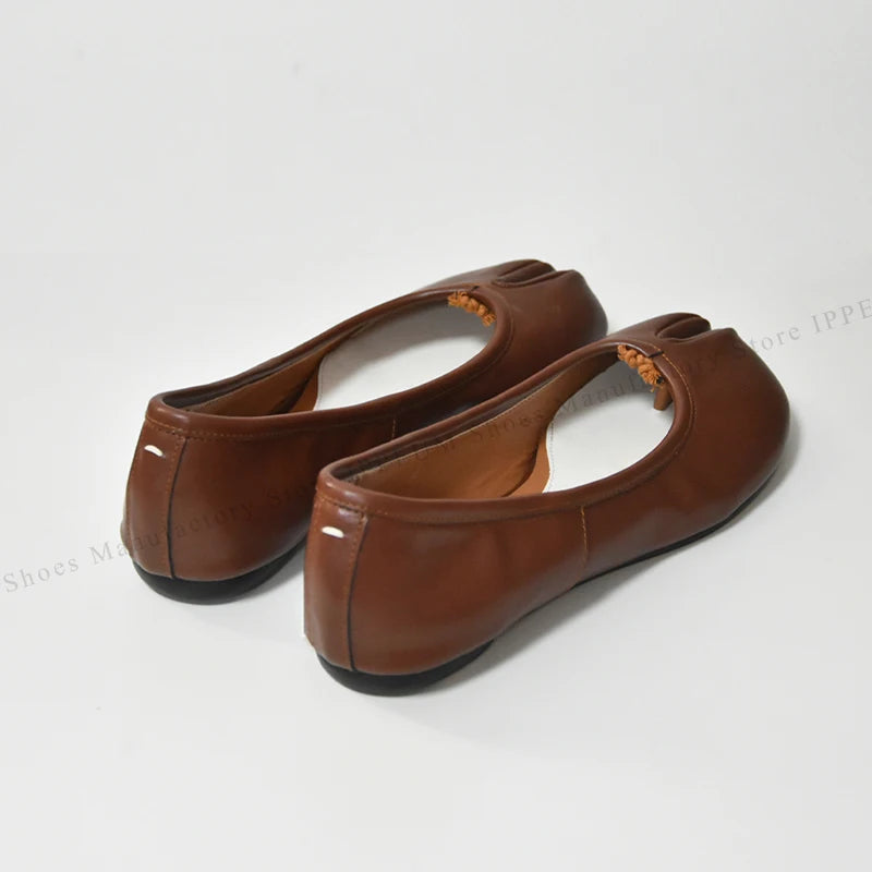 IPPEUM Tabi Footwear Shoes For Women 2026 New Fashion 36-44 Plus Size Ballet Flats Shoes With Split Toe
