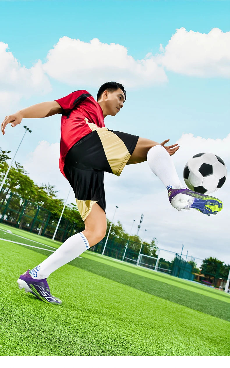 New Men's Football Boots Turf Comfortable Soccer Shoes Sport Ultralight Fg Grass Cleats Futsal Non Slip Indoor Adult Non-Slip