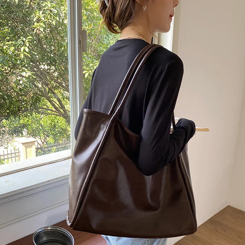 Women Tote Bag Fashion Underarm Pouch Large Capacity Soft Pu Leather Shoulder Bag Retro Crossbody Bag Casual Portable BucketBags