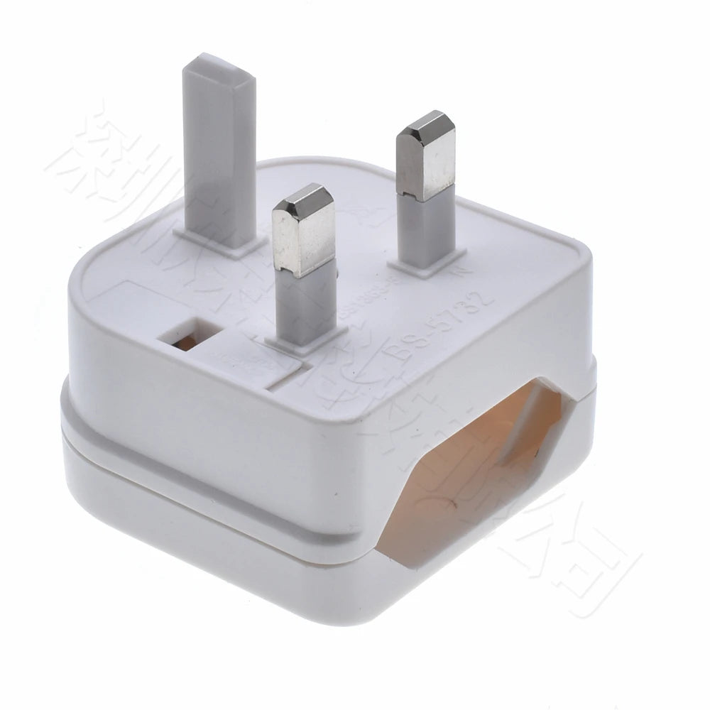 European EU 2Pin to UK 3Pin Power Socket Travel Plug Japan European EU to UK Travel Adapter Electrical Charger Adapter Converter