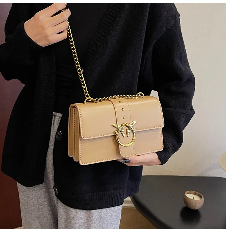 2026 Women Multiway Bag Unique Design High Quality Shoulder Underarm Purse Versatile Exquisite Details Fashion Tote Handbag
