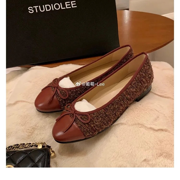 Flat Shoes for Women 2025 Spring and Autumn Round Toe Color Blocked Butterfly Bow Velvet Light Mouth Fashionable Single Shoe