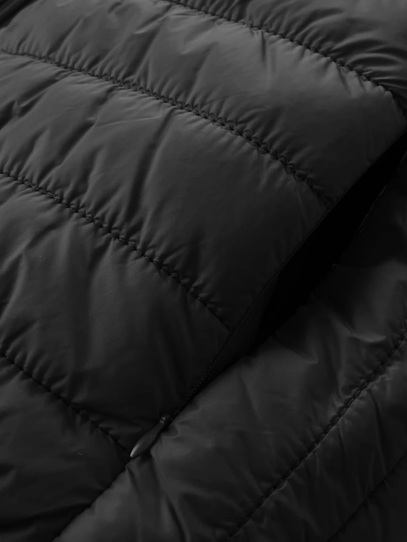 Winter Men's Lightweight Casual Cotton Jacket Suitable for Outdoor Sports, Windproof and Warm, Men's Hooded Solid Color Simple Cotton Coat