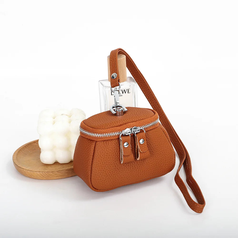 Ladies Genuine Leather Cosmetic Bag Fashion Cosmetic Case Makeup Bag Women Clutch Mini Toiletry Bag Cosmetic Pouch with Lanyard