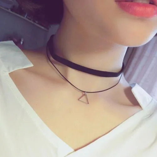 Black Minimalist Choker Necklace with Pendant Women's Fashionable Trend Accessory Lace-Up Necklace