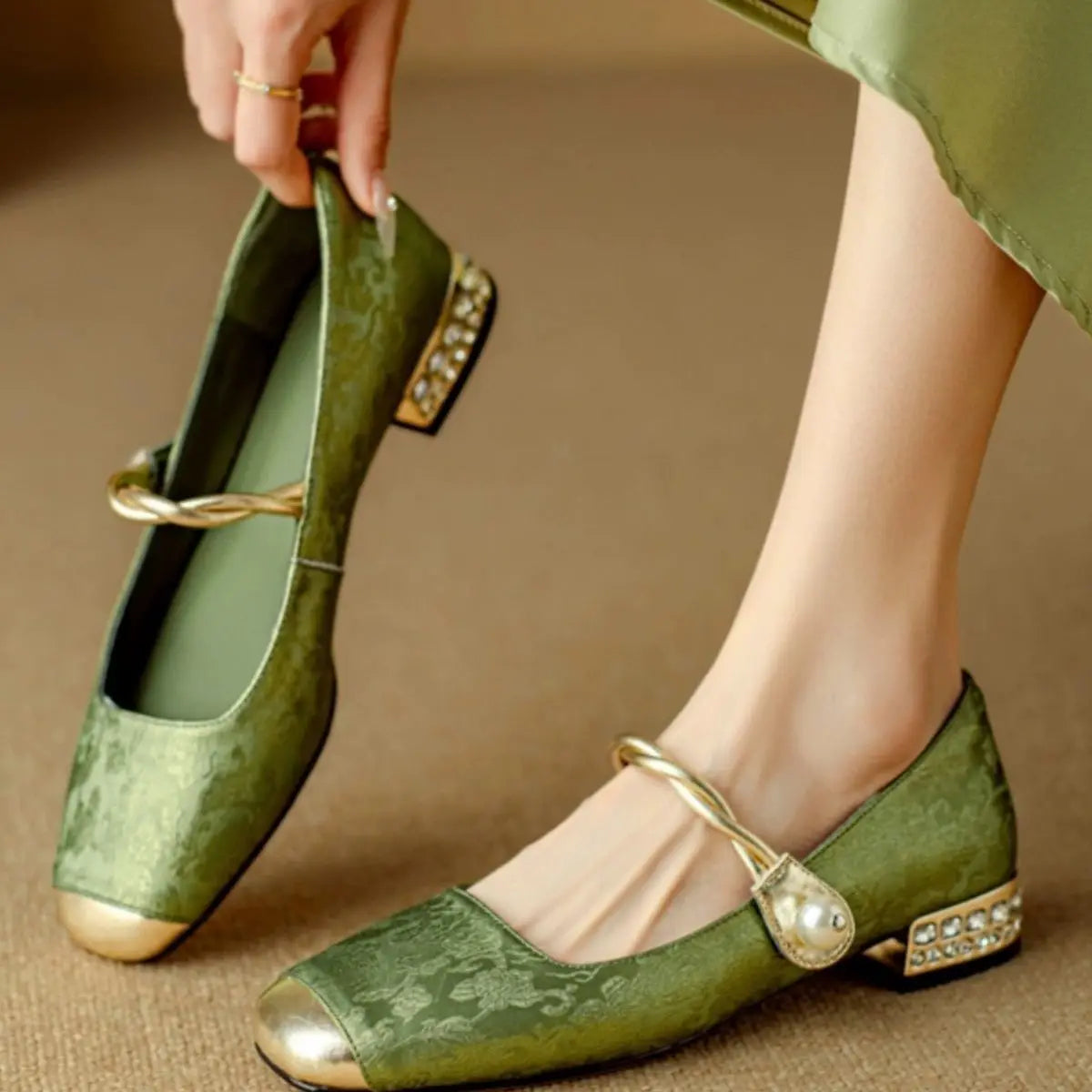 Shoes for Woman Flats Formal Women's Summer Footwear Low Heel Elegant Moccasins Flat Pointed Toe Non Slip on Promotion E 39
