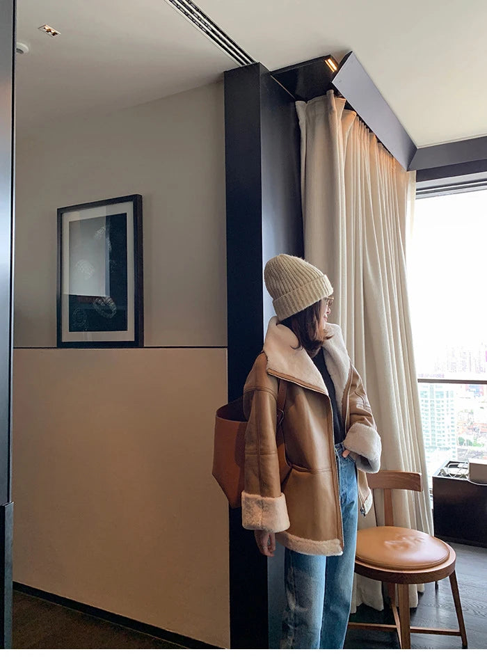 2025 Autumn Winter Fur Integrated Lamb Wool Coat Women's European And American Street Temperament Fashion Locomotive Fur Coat