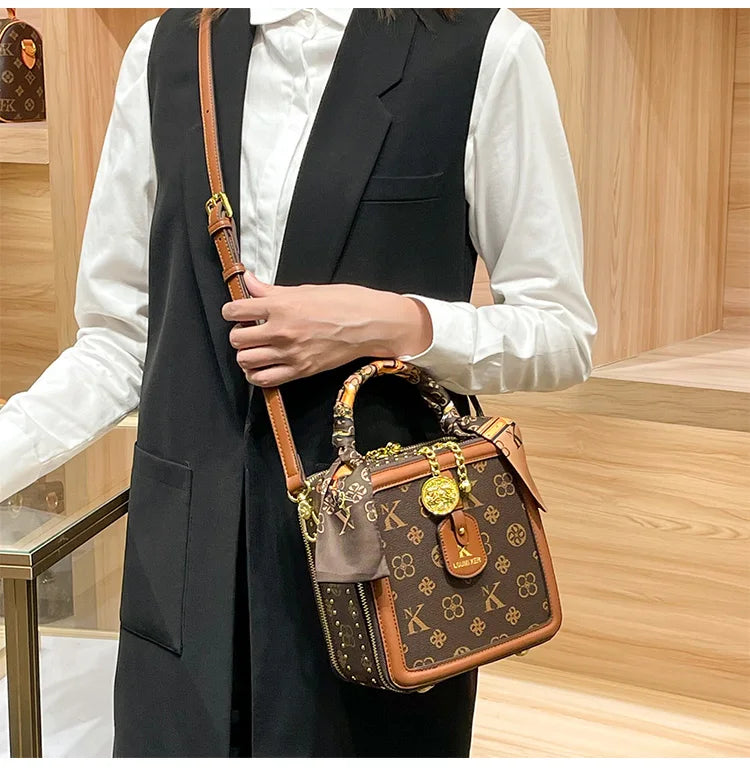 Ladies' handbag, light luxury square bag, 2026 autumn and winter new style, high-end and high designer single shoulder crossbody
