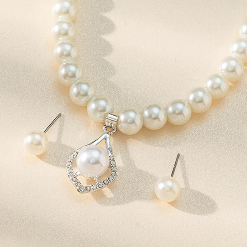 Classic Fashion Pearl Earrings Necklace Beaded Choker Pearl Pendant Necklace 100% brand new quality Classic fashion design