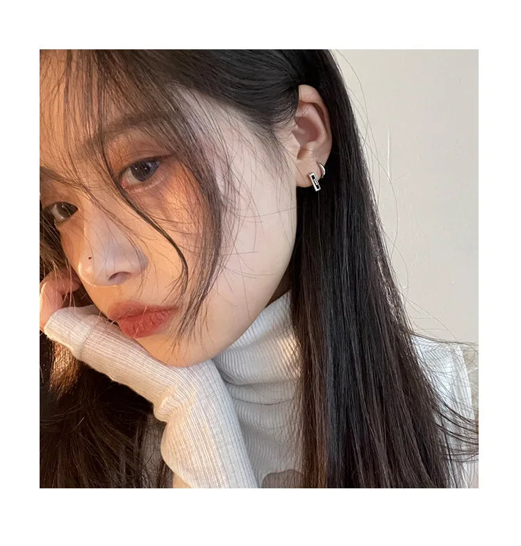 Sterling Silver Earrings Sophisticated Personality High End Exquisite Simple Elegant Letter Shaped Ear Accessories for Women