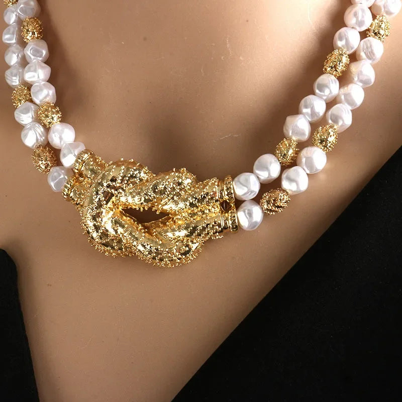 Light luxury high-grade multi-layer pearl necklace retro exaggerated niche alloy collarbone chain women's fashion jewelry