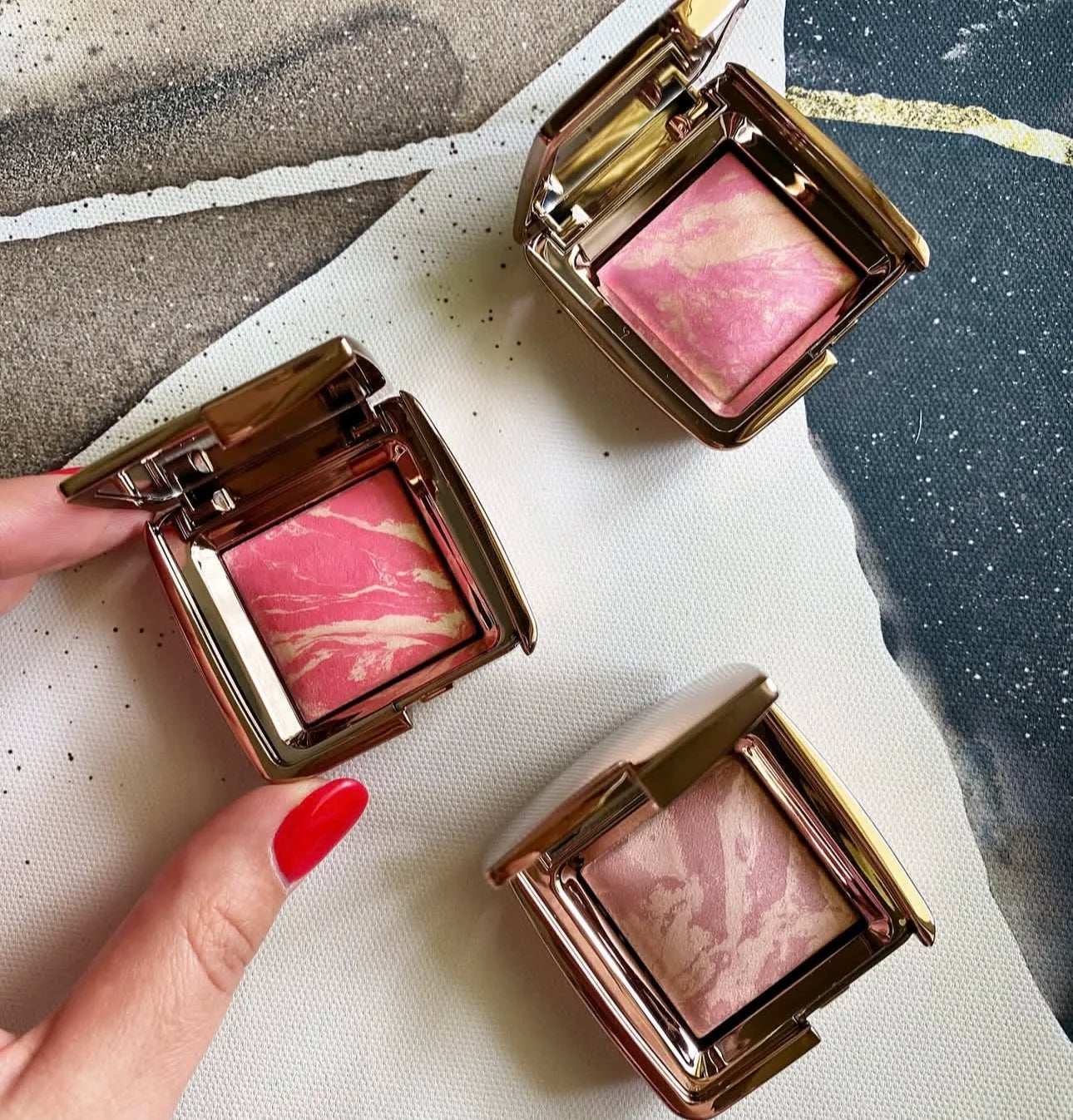 2.4g Original Soft Natural Matte Lasting Marble Blush Ethereal Glow Diffused Heat Mood Exposure Hourglass Ambient Lighting Blush