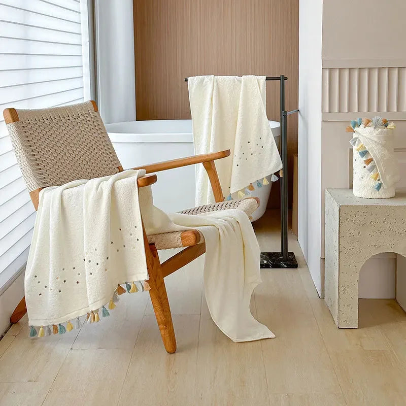 New Tassel 100% Cotton Bath Towel All Cotton plus Size Absorbent Fashion Brand Soft Cute Pure Cotton