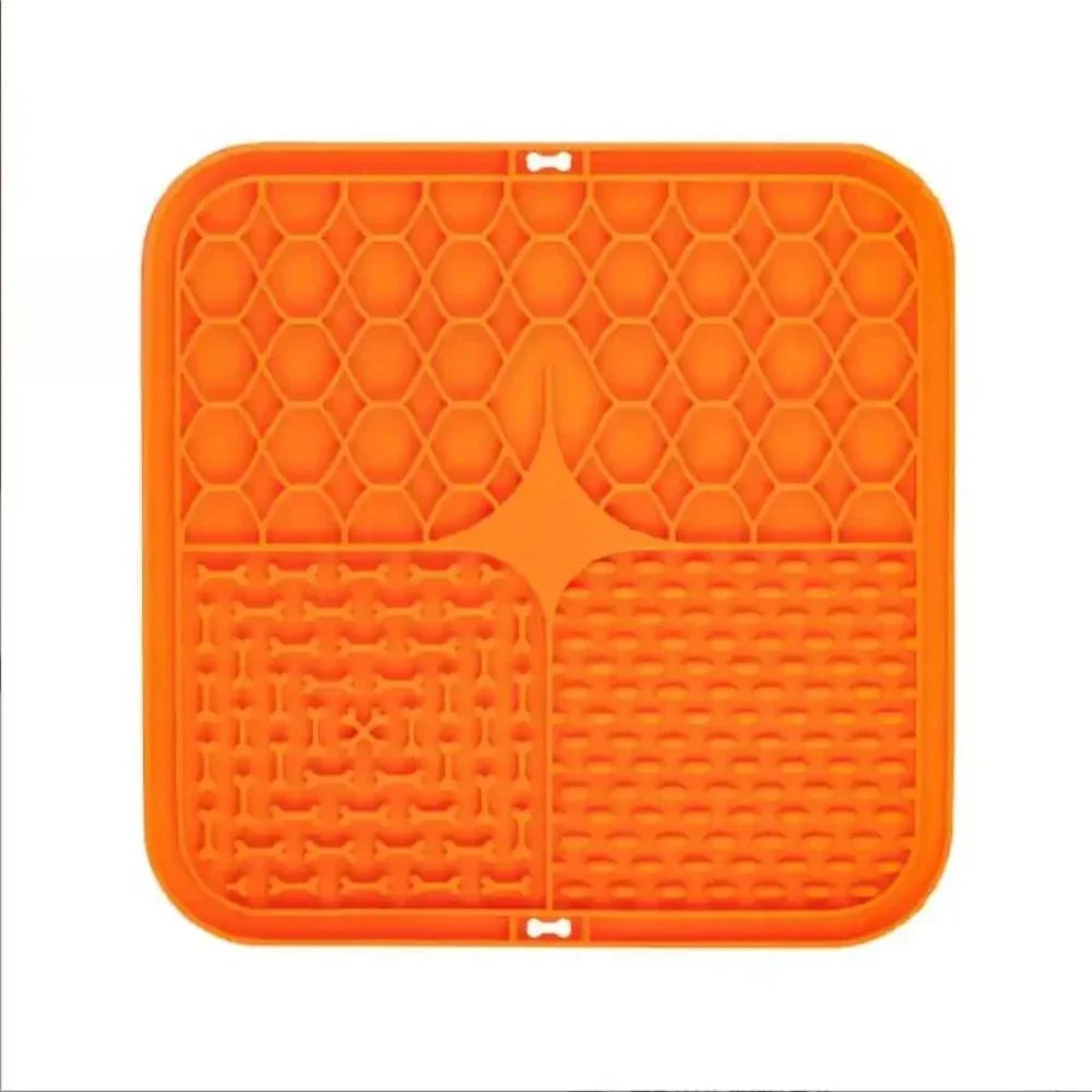 Pet Licking Plate, Slow Food Plate, Silicone Pet Slow Food Tableware Bowl, Suction Cup, Dog Licking Pad,Dog Cat Brush