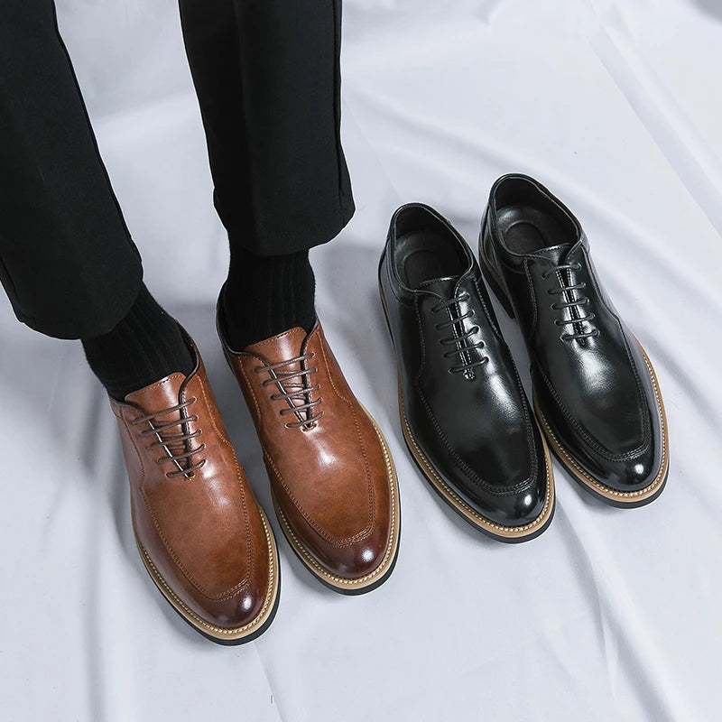 High End Brand Men's Party Formal Shoes Lace Up Pointed Men's Glossy Leather Shoes Classic Elegant Business Shoes Free Delivery