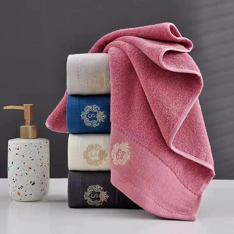 Inyahome Set of 3 Bathroom Cotton Towels Set Embroidered Luxury 2 Hand Towels 35x75cm and Big Bath Towels 70x140cm Washcloth