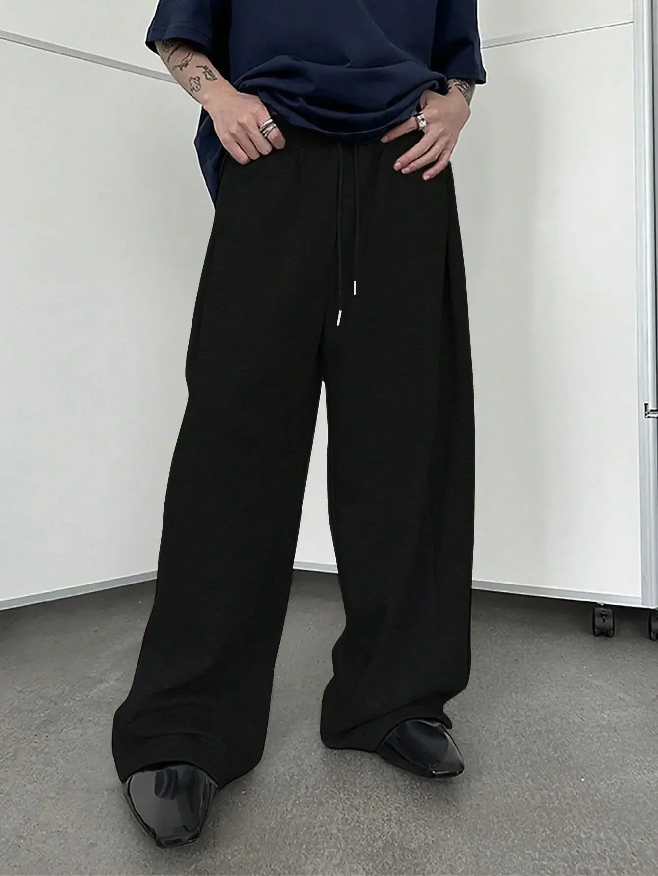 2025 New Korean style Sweatpants Sport Pants Men Running Pants Spring Summer Loose Casual Sweat Pants Straight Jogging Pants Men