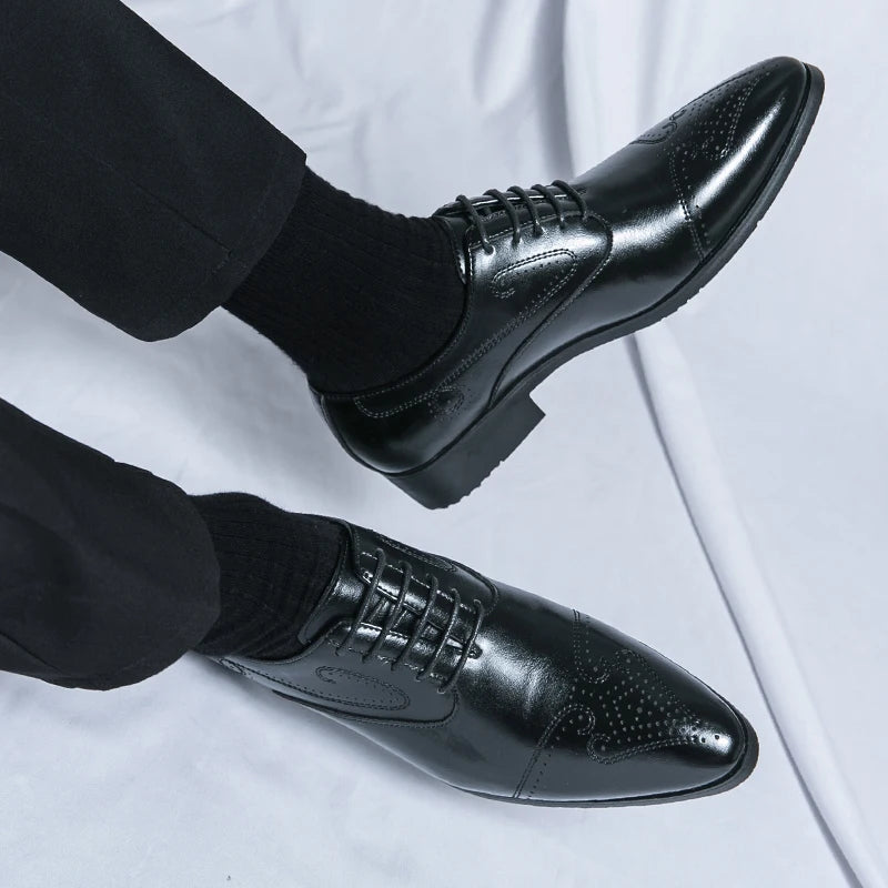 Formal Brogues Shoes Men Classic Social Casual Business Shoes Man Wedding Men's Dress Shoes Party Pointy Toe Leather Shoes Male